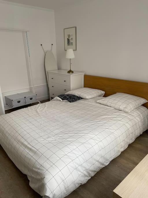 Vavin Luxembourg Garden Apartment Париж Екстериор снимка